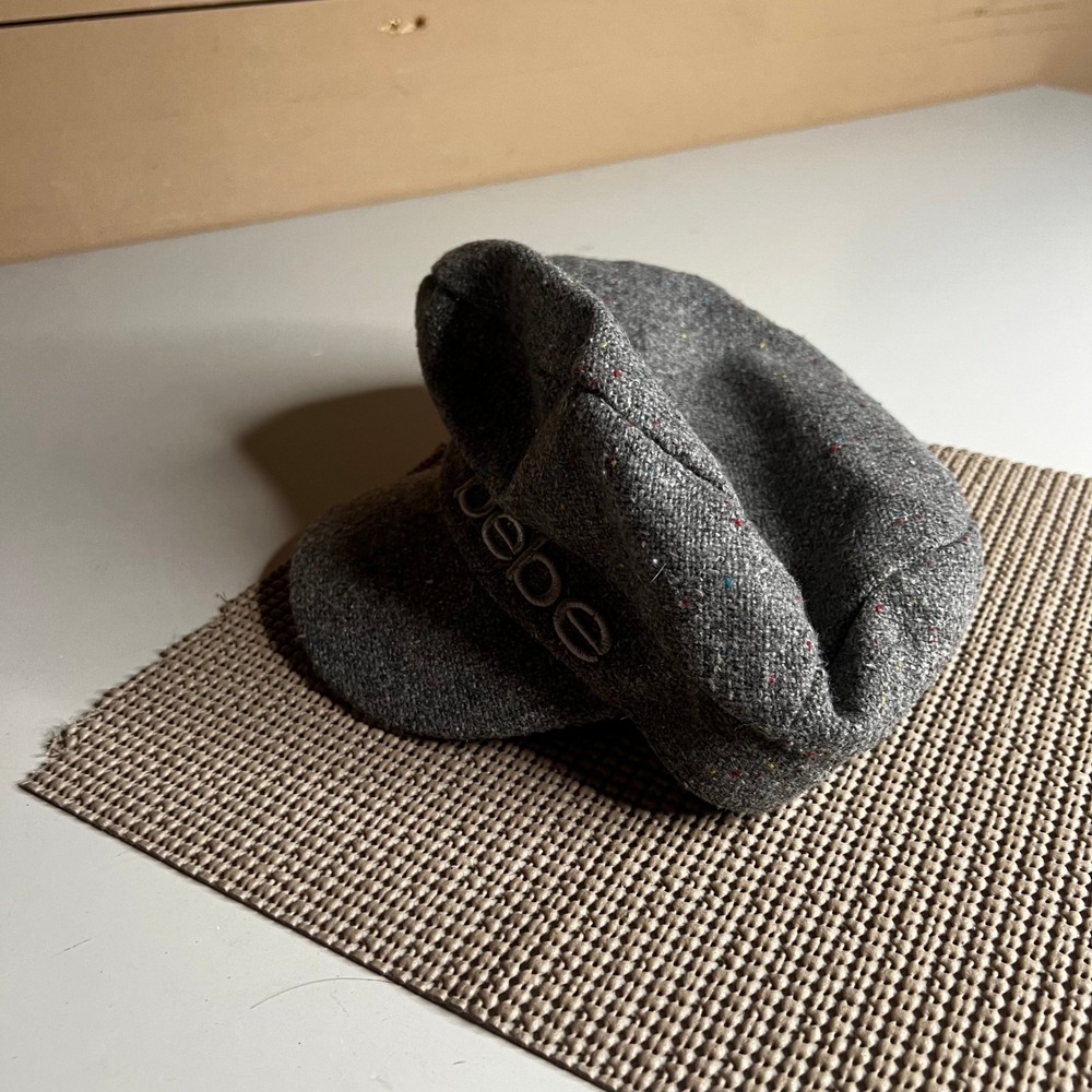 Bebe Newsboy Cap Grey Multi Color Confetti Tweed Baker Boy‎ Hat Embroidered Logo